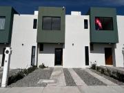 Casa en venta Corregidora, Tekno Residencial, cerca de...