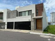 Casa en venta Costa de Oro