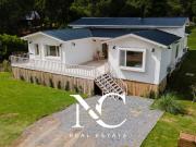 Casa en venta Costa Esmeralda con fondo libre