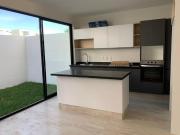 CASA EN VENTA COTO ATMÓSFERA BOSQUES DE SANTA ANITA