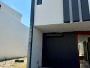 Casa en venta Coto Castaño, Valle Imperial