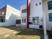 Casa en Venta Coto Sendero de las Moras a solo 3 min de...