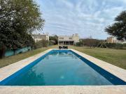 Casa en venta Country Cañuelas Golf tres dormitorios...