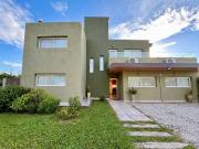 CASA EN VENTA COUNTRY LAS CORZUELAS 3 DORMITORIOS