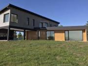 Casa en Venta c/renta de 3 dormitorios y Pileta. Lote en...