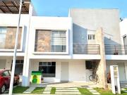 CASA EN VENTA CUAUTLANCINGO HACIENDA EL SISAL, CERCA DE...