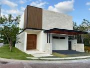 CASA EN VENTA CUMBRES