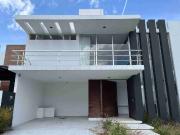Casa en venta Cumbres del Lago