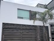 CASA EN VENTA CUMBRES ELITE 8o. SECTOR