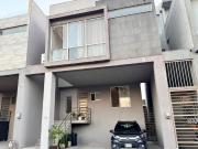 Casa en Venta Cumbres Elite Premier García equipada
