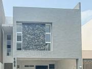 Casa en Venta Cumbres Elite Vesubio