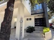 CASA EN VENTA CUMBRES PROVIDENCIA LLAVE EN MANO...
