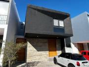 Casa en venta de 135m2 en el Origen, coto Torrenta...