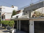 Casa en Venta de 142 m2 terreno, 4 recámaras en la Col....