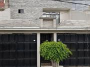 Casa en Venta de 142 m2 terreno, 4 recámaras en la Col....