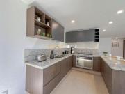 Casa en venta de 1 nivel con gran jardín en Cumbres del Lago