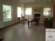 Casa en venta de 2 dormitorios c/ cochera en Barrio...