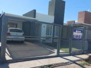 Casa en venta de 2 dormitorios c/ cochera en Carrara