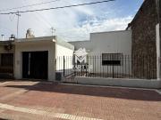 Casa en venta de 2 dormitorios c/ cochera en Mercedes