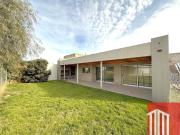 Casa en venta de 2 dormitorios c/ cochera en Molina Campos