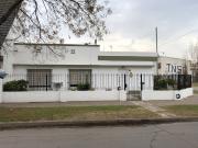 Casa en venta de 2 dormitorios c/ cochera en Pontevedra