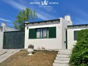 Casa en venta de 2 dormitorios c/ cochera en Tandil