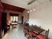 Casa en venta de 2 dormitorios c/ cochera en Villa Floresta