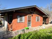 Casa en venta de 2 dormitorios c/ gas natural, a 1...