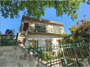 Casa en venta de 2 dormitorios en Alberdi en impecable...