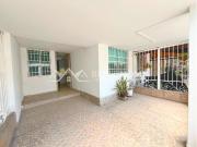 Casa en Venta de 2 Niveles, 3 Habitaciones y 3 Baños