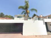 CASA EN VENTA DE 2 NIVELES EN CLUB DE GOLF LAS FUENTES...