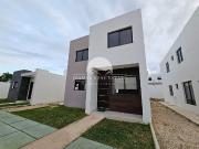 Casa en venta de 2 recámaras en Gran San Pedro Cholul,...