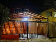 Casa En Venta De 3 Dorm. En Maipú