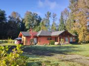 Casa En Venta De 3 Dorm. En Pucón En Canto Del Lago