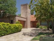 Casa en Venta de 3 Dormitorios, Apto Crédito Villa Belgrano