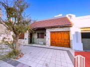 Casa en venta de 3 dormitorios c/ cochera en Centro
