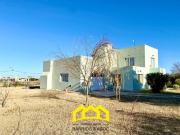 Casa en venta de 3 dormitorios c/ cochera en San Rafael