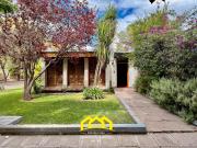Casa en venta de 3 dormitorios c/ cochera en San Rafael
