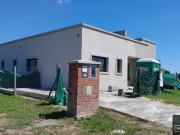 Casa en venta de 3 dormitorios c/ cochera en Villa Rosa