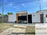 Casa en venta de 3 Dormitorios + cochera en Berisso Lote...