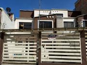 Casa En Venta de 3 dormitorios con frente a la vía...
