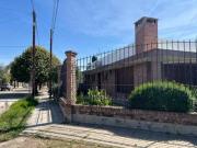 CASA EN VENTA DE 3 DORMITORIOS EN BARRIO A CENTENO