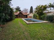 Casa en VENTA de 3 dormitorios, jardín con pileta y... Casa en VENTA de 3 dormitorios, jardín con pileta y...