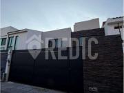 CASA EN VENTA DE 3 HAB. EN MILENIO III