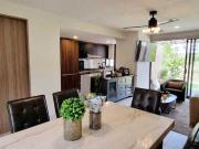 Casa en Venta de 3 Habitaciones, Alberca, 2...