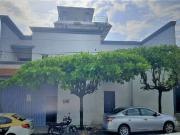 CASA EN VENTA DE 3 NIVELES EN LOS NARANJOS TAPACHULA...