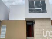 Casa en Venta de 3 Recamaras con Paneles Solares en...