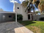 Casa en Venta de 3 recámaras, en Col. México Norte, Mérida