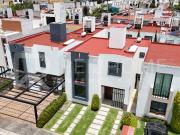 Casa en Venta de 3 recámaras en el Fracc Bosques de Ica...