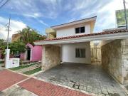 Casa en venta de 3 recámaras en la colonia Monterreal,...